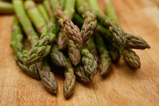 Asperges grillées au bacon